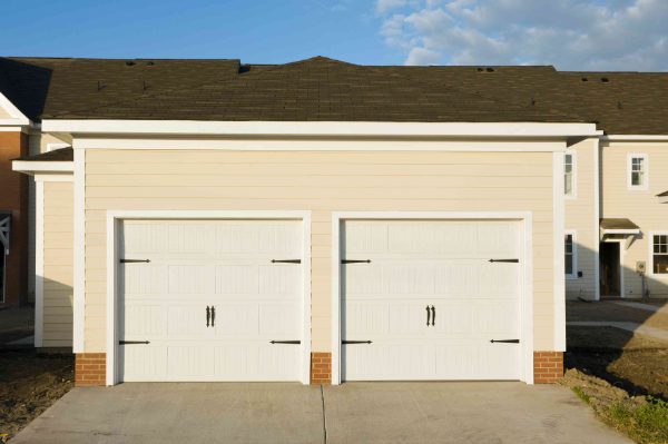 8 Reasons Why Garage Door Repair is Essential for Businesses